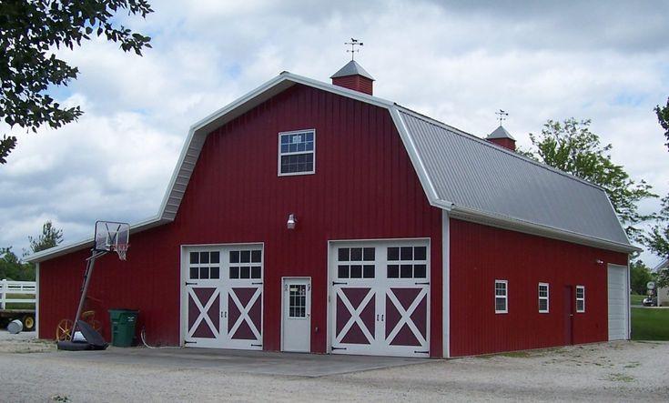 Gambrel Style Barn steel building in Boulder Colorado