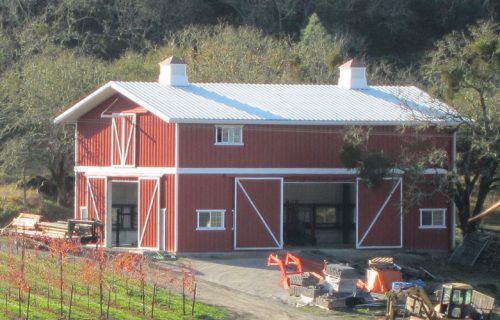 Rigid Frame Vineyads barn